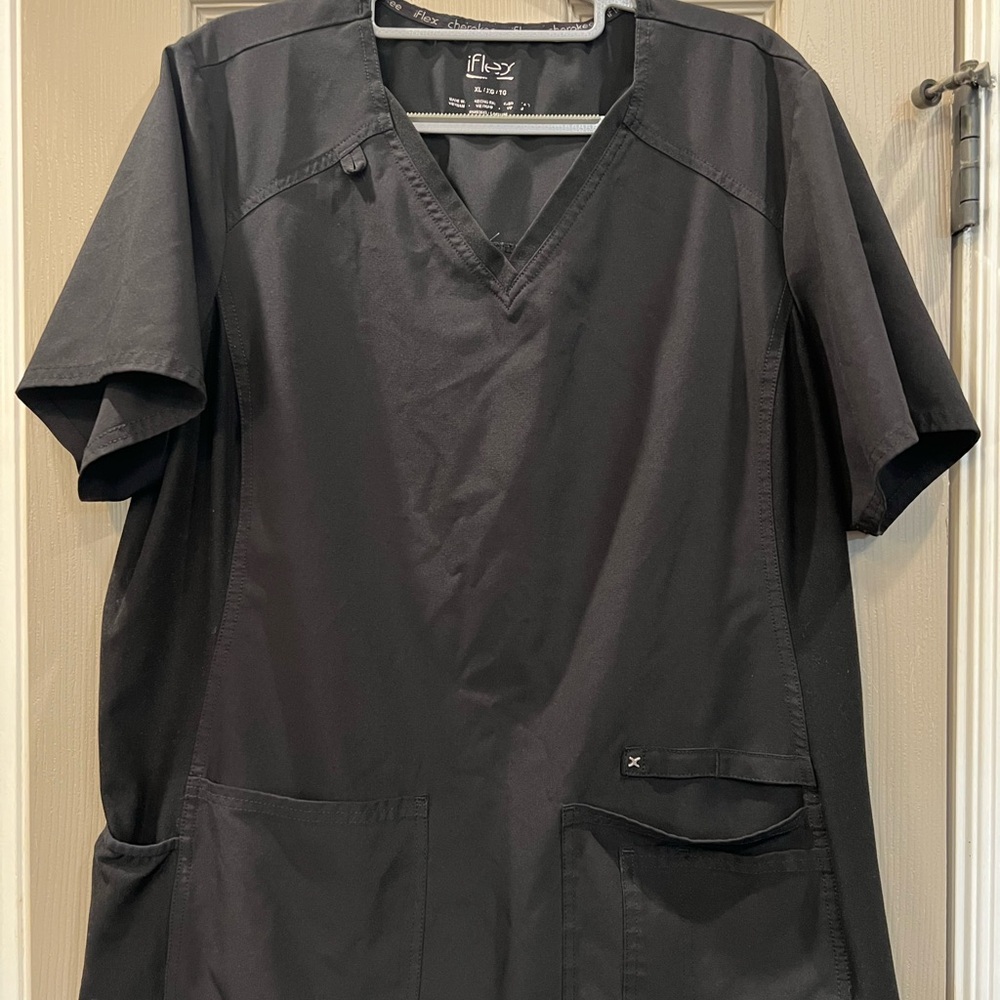 Cherokee flex women’s scrubs size extra large Black V-Neck Scrub Top and pants